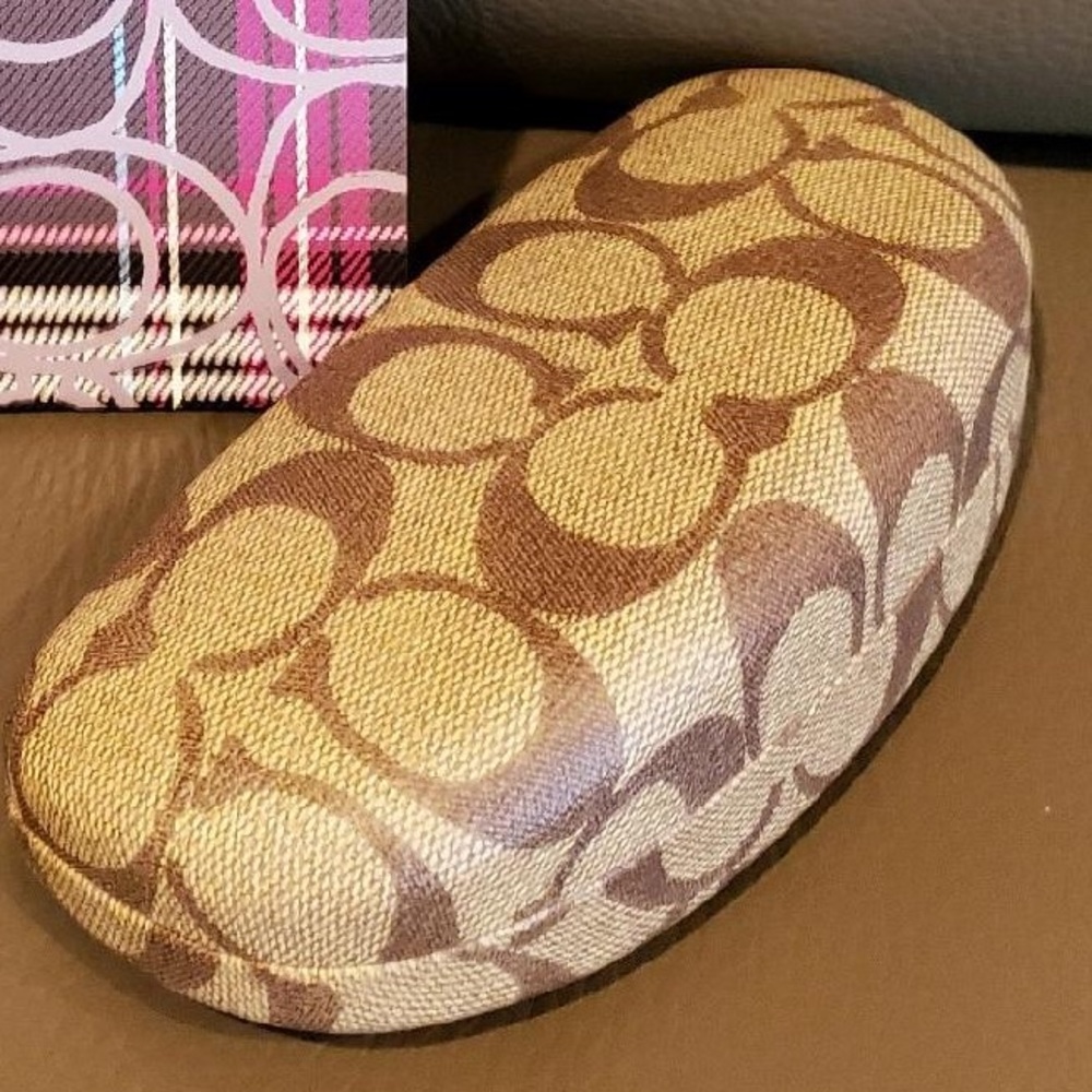 Coach sunglasses case